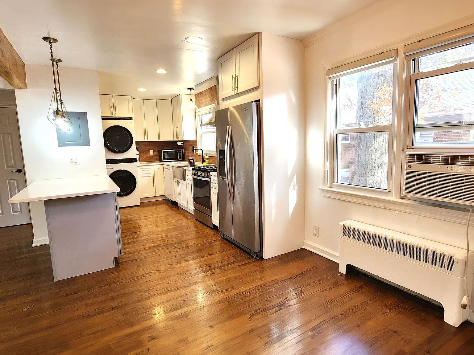 1 bed, $2,450 — Photo 4
