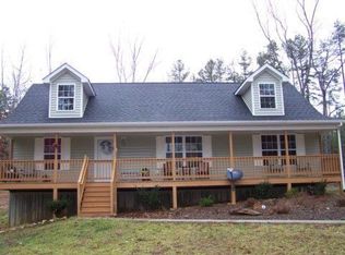 449 Doggett Dr, Clarksville, VA 23927