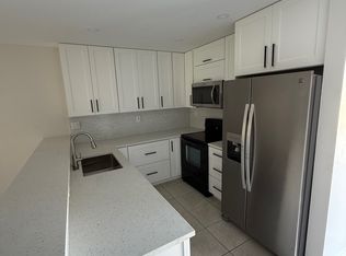 1025 SE 12th St #101, Cape Coral, FL 33990
