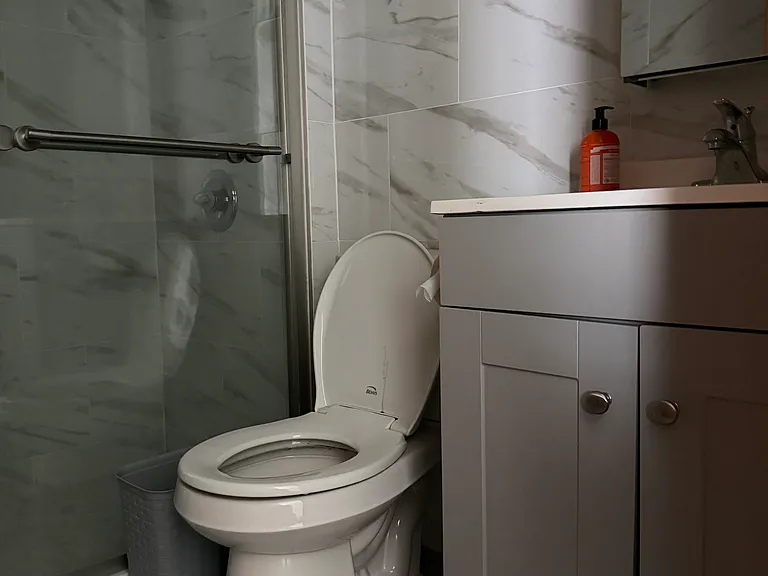 1011 Cherry St #2F — Photo 10