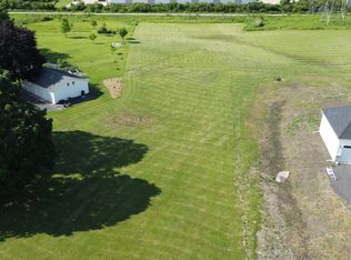 2740 Molitor Rd, Aurora, IL 60502