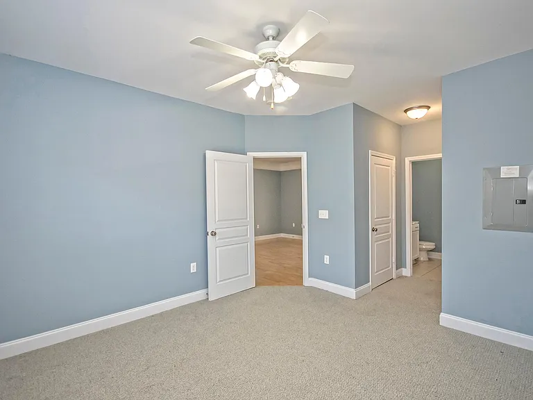 1602 Basildon Rd — Photo 13