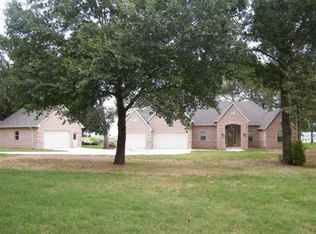 15211 Sapphire Ln, Streetman, TX 75859