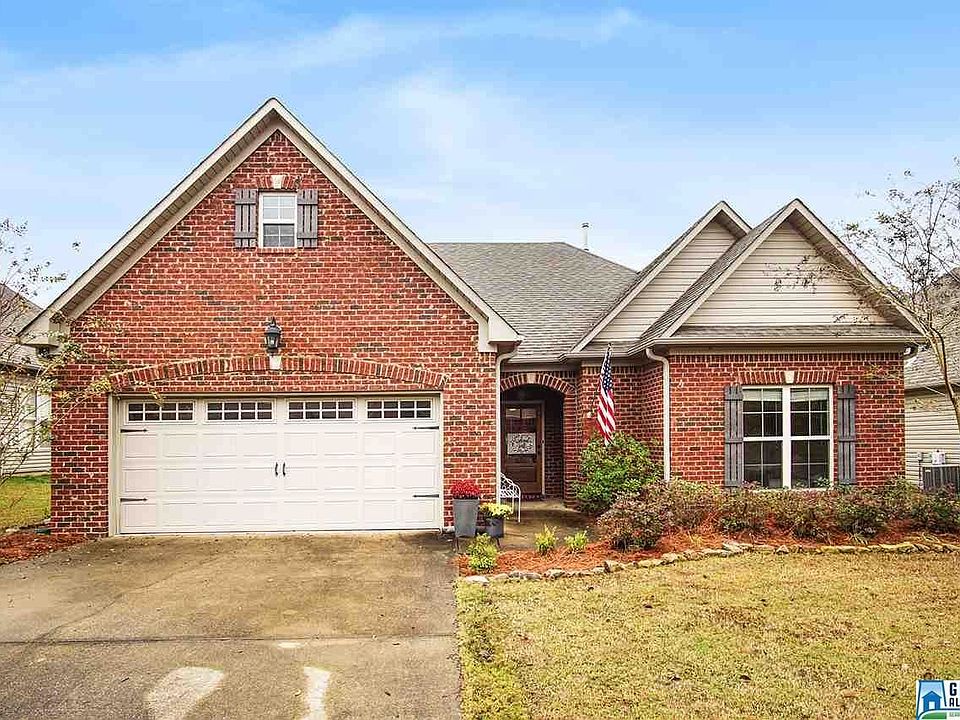 1st image of 104 Weeping Cir