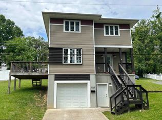 1029 Louise Ave, Morgantown, WV 26505