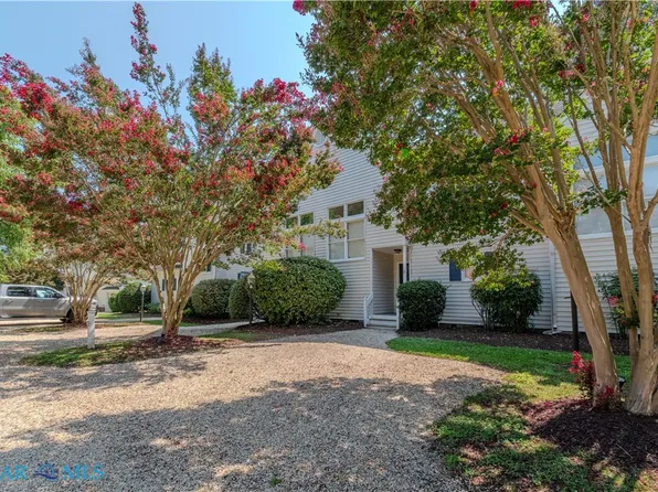 1022 Fishing Bay Rd, Deltaville, VA 23043