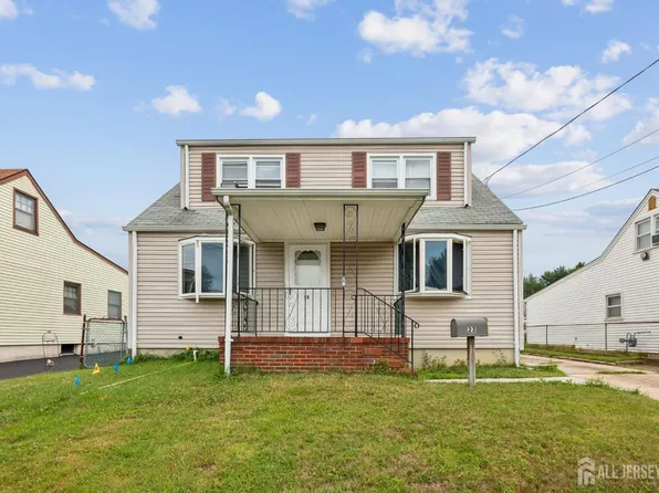 23 3rd St, Sayreville, NJ 08872