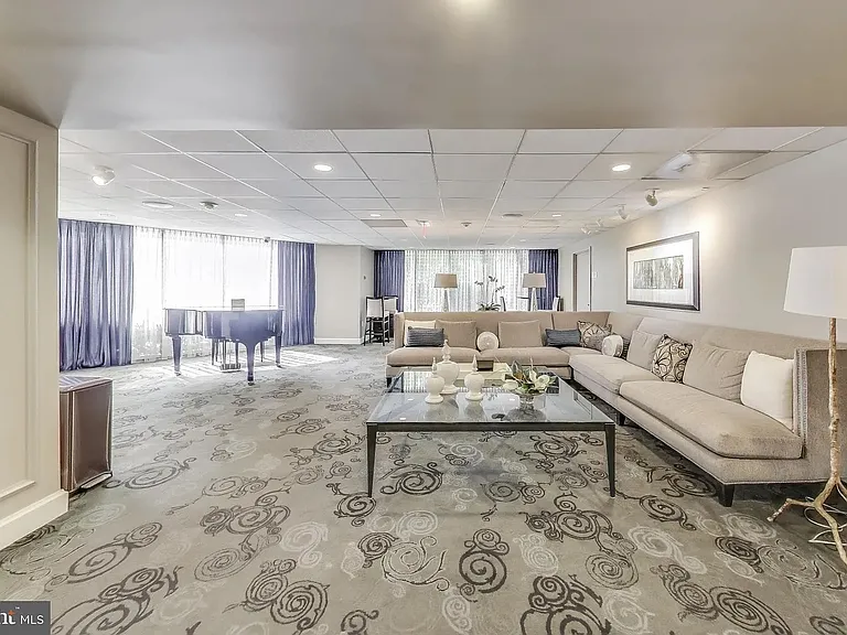 4601 N Park Ave #610 — Photo 13