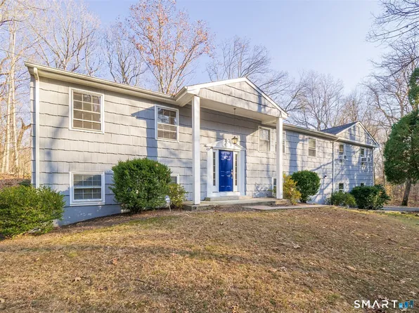 267 Thayer Pond Rd, Wilton, CT 06897