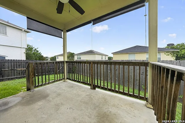 3826 Otono — Photo 23