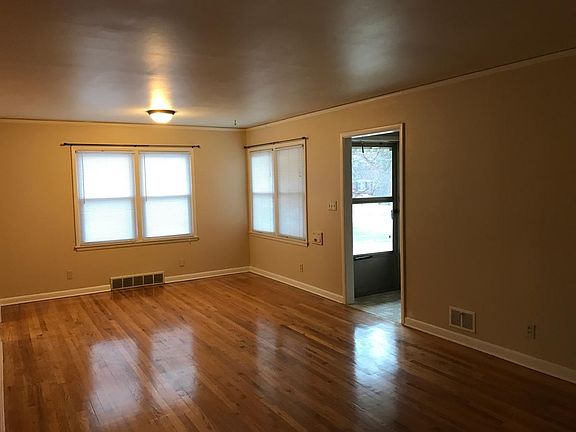 Large Main Living Room