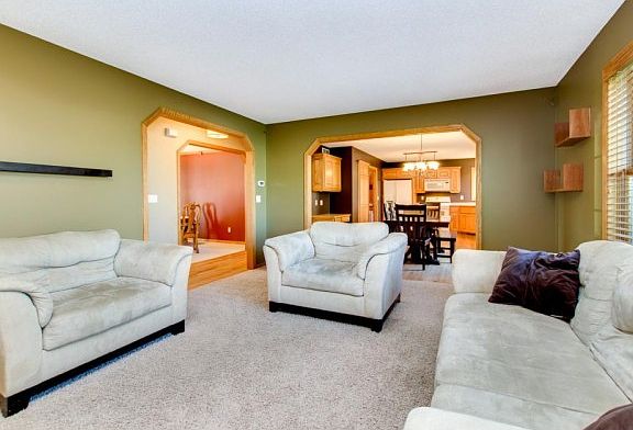 3rd image of 6665 Lacasse Cir