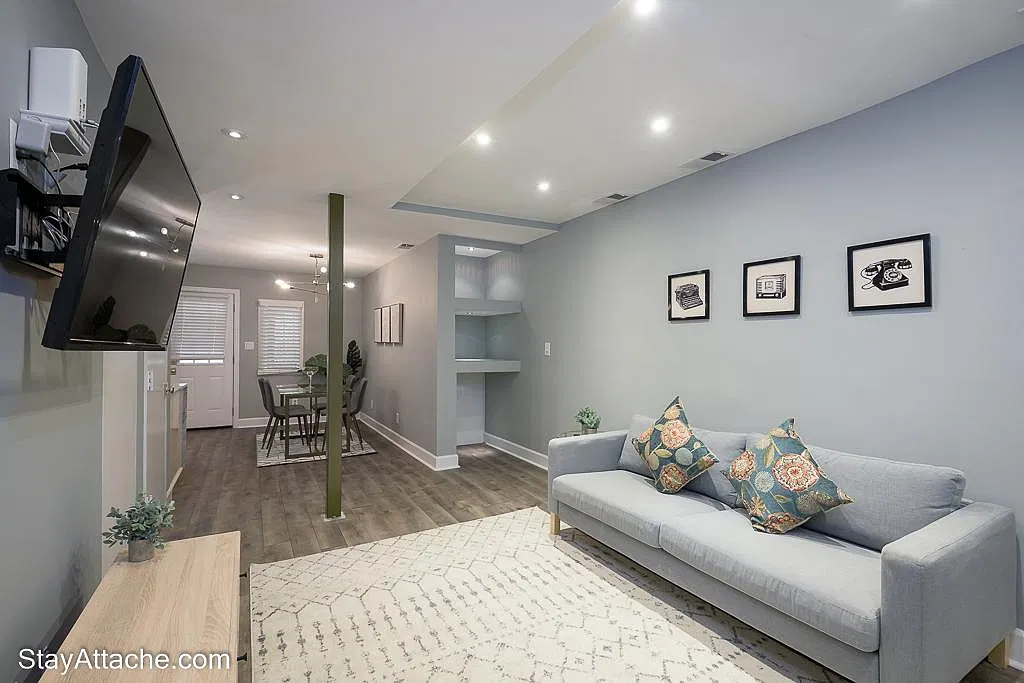 1 bed, 700 sqft, $3,420 — Photo 3