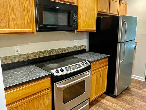 5th image of 5212 Brooktree Dr