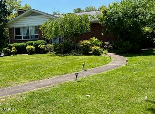 106 Iona Cir, Oak Ridge, TN 37830