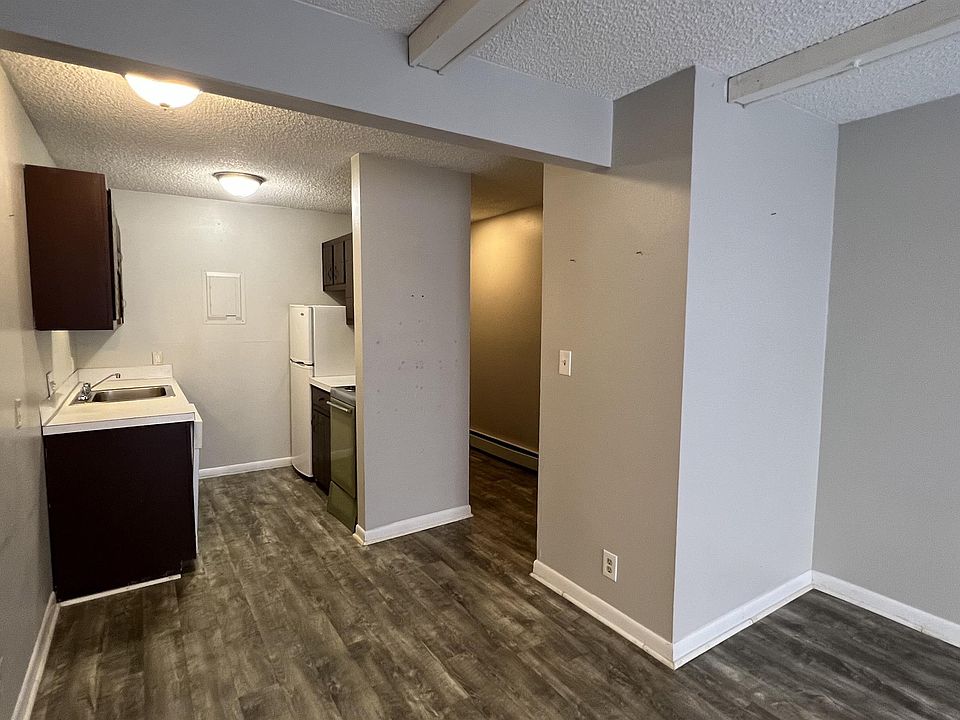 1st image of 1900 11th Ave APT 207