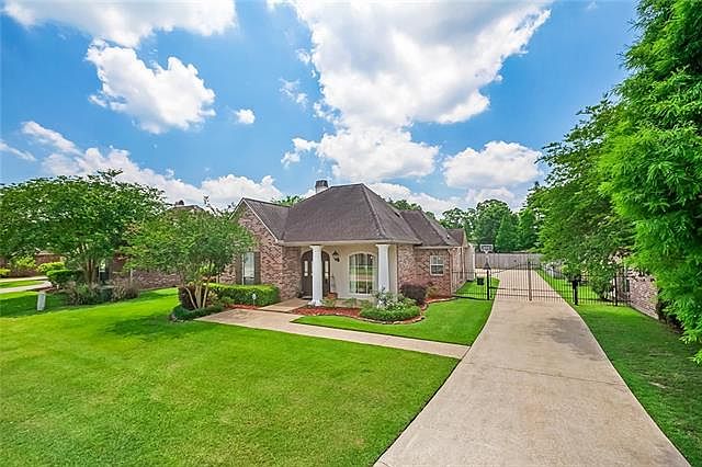 1st image of 39371 Quail Creek Ave