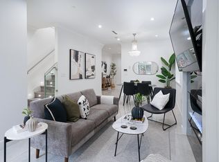 3216 Vimy Cres, Vancouver, BC V5M4B4