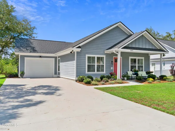 1665 Ashantilly Dr, Darien, GA 31305