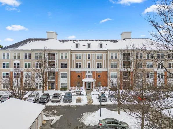 101 Watkins Pond Blvd #4103, Rockville, MD 20850