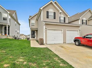 2146 SW Gooseberry Ln, Lees Summit, MO 64082