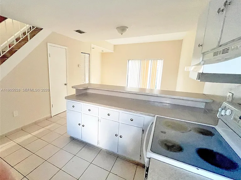 5712 W 25th Ct #5712 — Photo 9