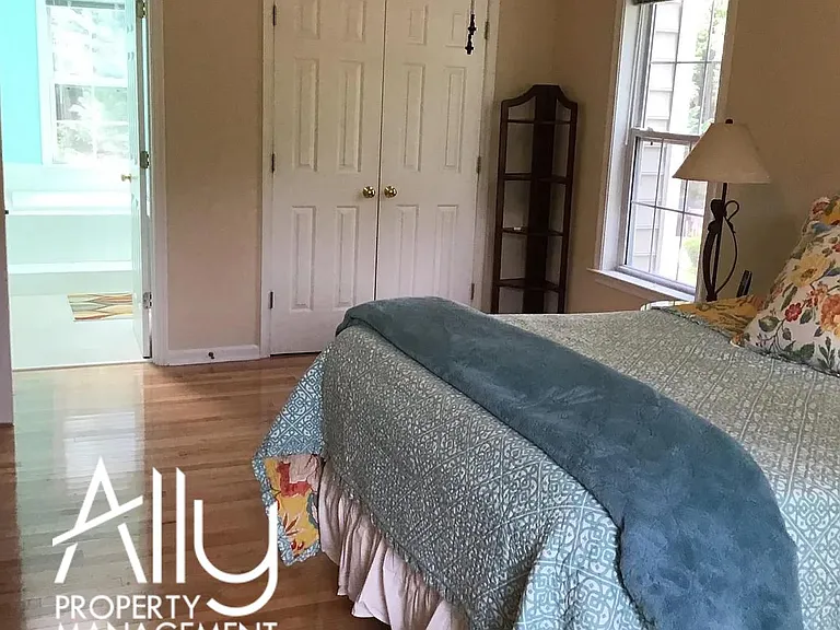 1236 Raintree Dr — Photo 26
