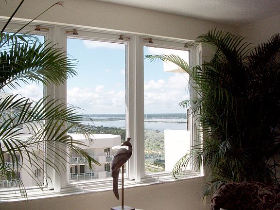 4th image of 2947 S Atlantic Ave APT 2003