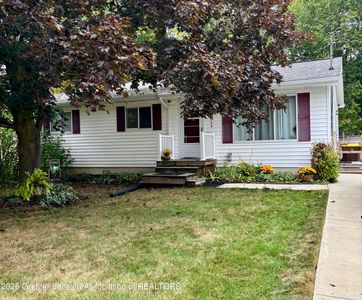 1664 Pepper Ridge Dr, Haslett, MI, 48840