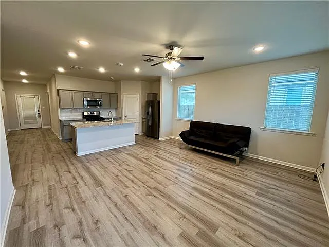 7535 1st Lake Dr — Photo 8