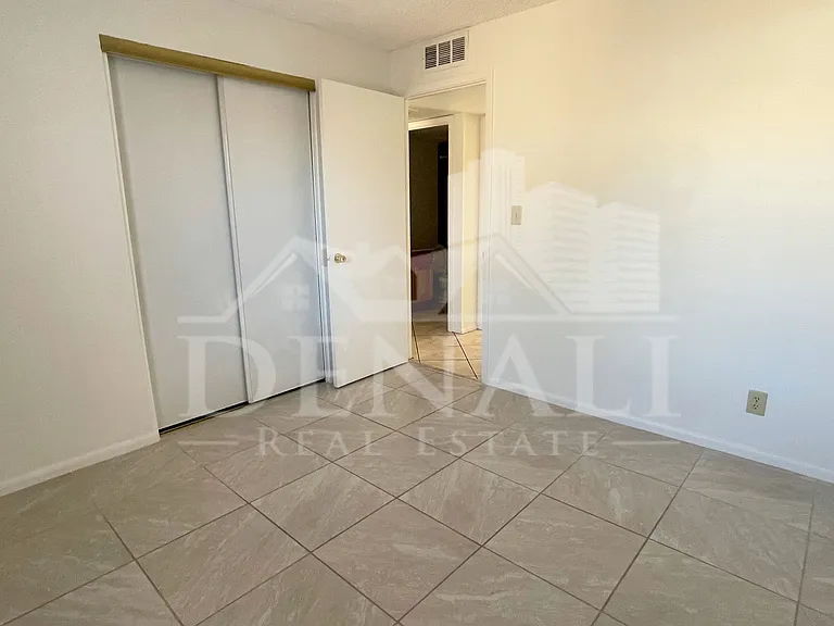 4746 W Aster Dr — Photo 17