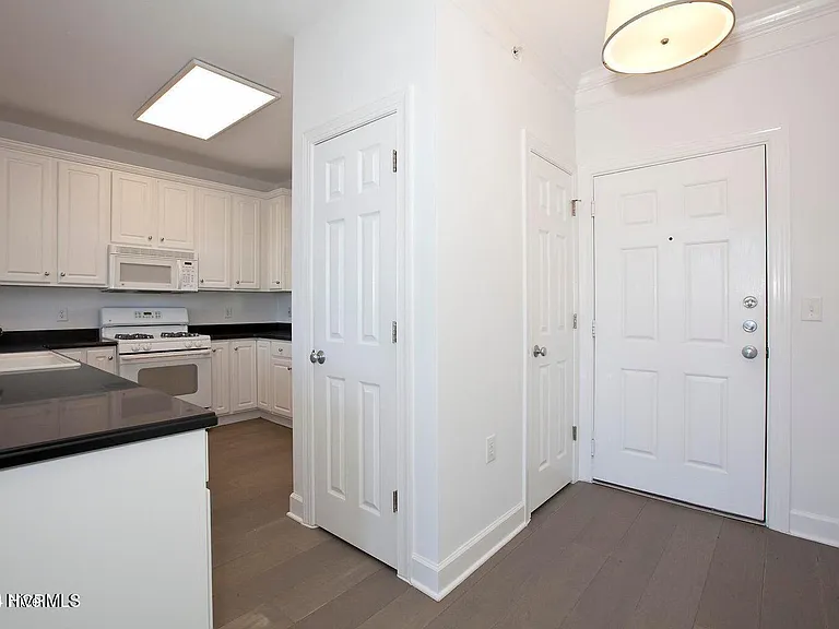640 Village Park Drive 302 #302 — Photo 7
