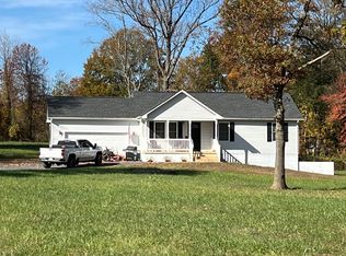 10754 Saint Pauls Rd, Bealeton, VA 22712