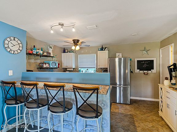 4th image of 2439 N Pawnee Dr