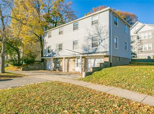 470 Blossom Rd, Rochester, NY 14610