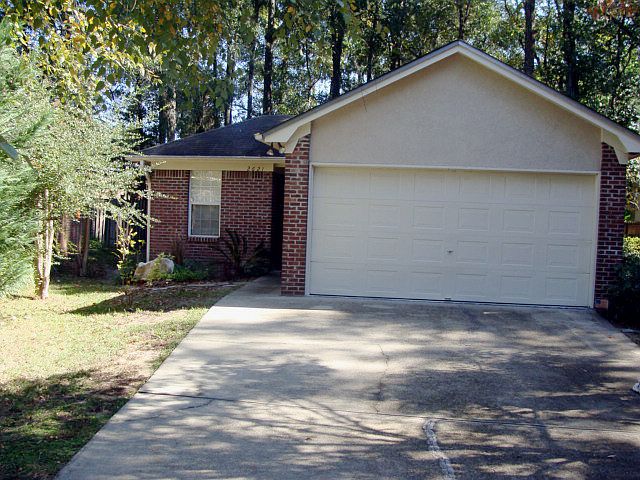1st image of 2621 Harwich Cir