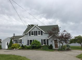 1 Calder Dr, Warren, RI 02885