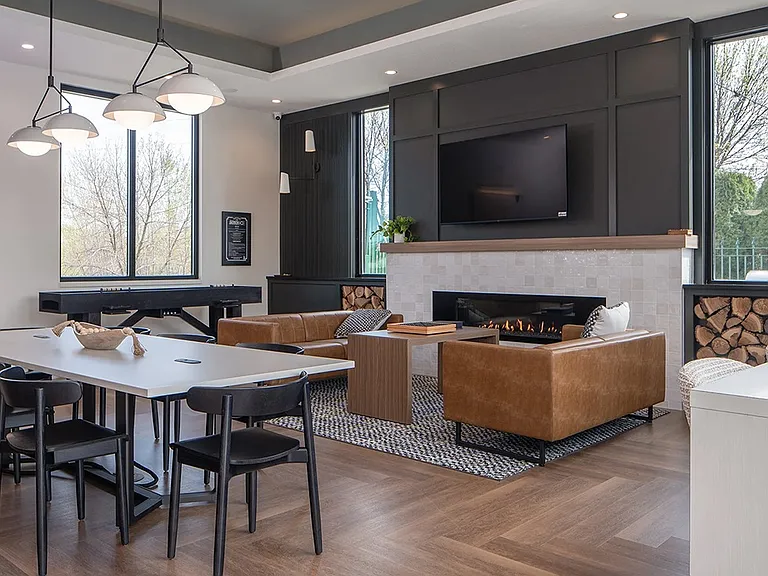 Sunset Trail Apartment Homes — Photo 11
