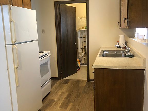 2nd image of 931 Sondra Ave APT 2