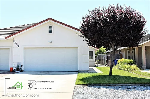 22375 Rio Alto Dr #B Photo 1
