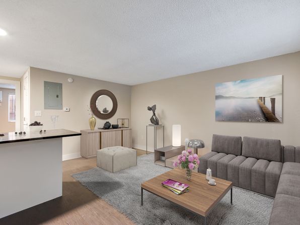 137 S Penn St #205