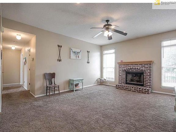 5th image of 16362 S Blake St