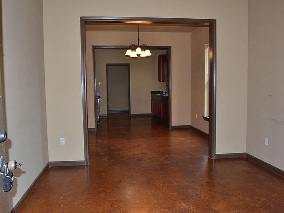 4th image of 146 Miller Ln
