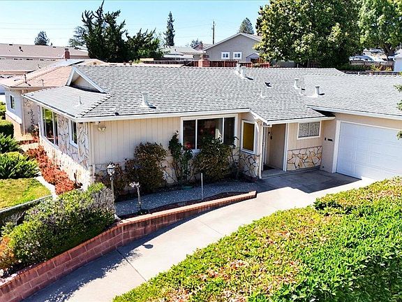 5th image of 4516 Edwards Ln