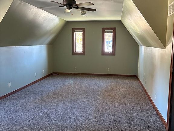 4th image of 570 King Ave