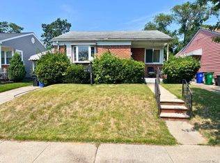 12810 236th St, Rosedale, NY 11422