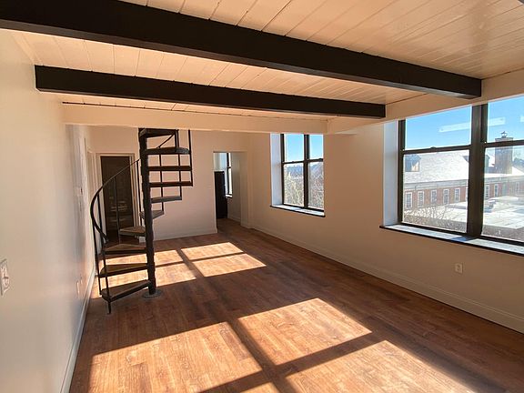 2nd image of 24 Norman St APT 311