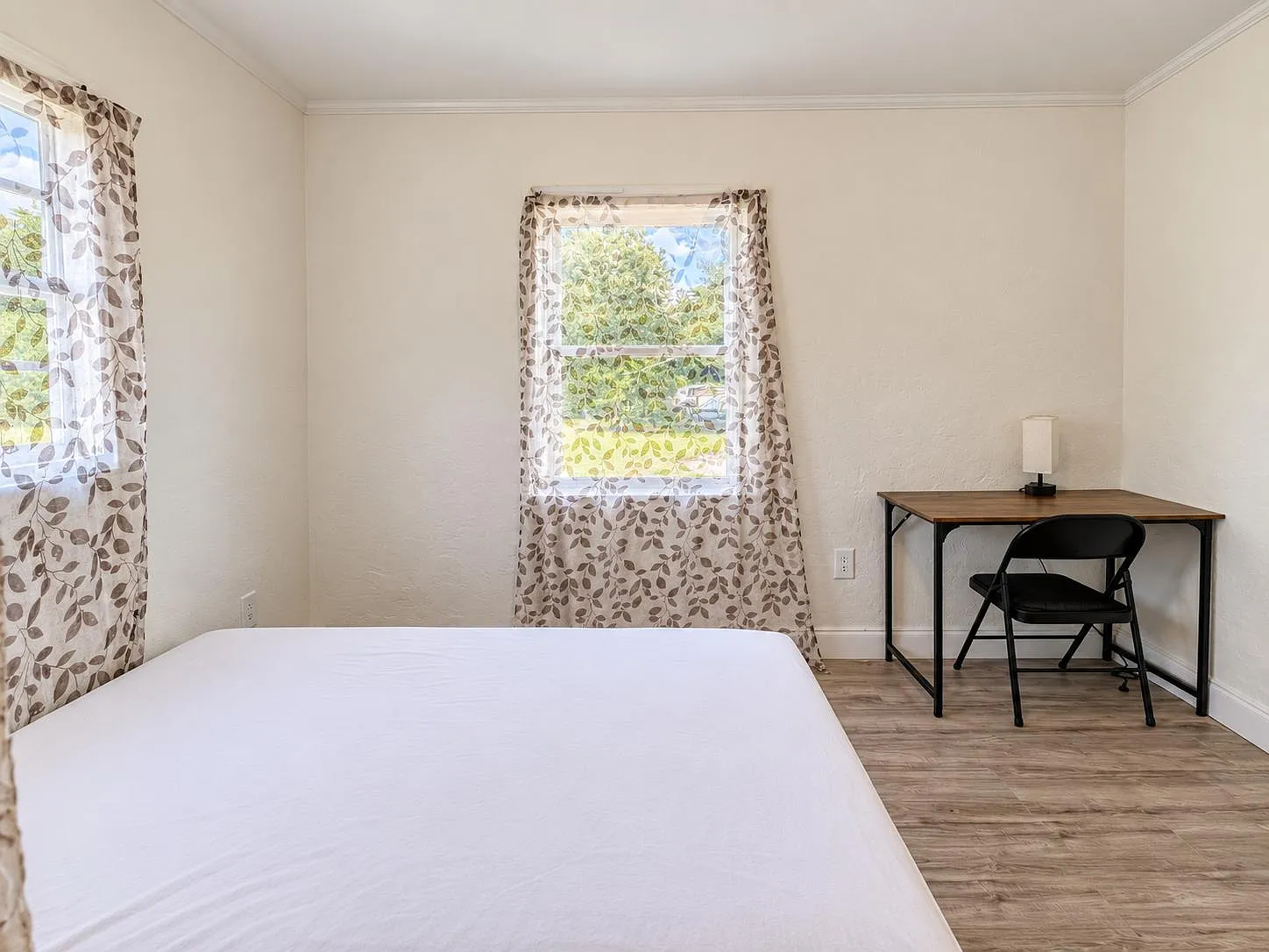 2 bed, 1.0 bath, 800 sqft, $836 — Photo 2