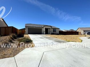 11377 Bellevue St, Adelanto, CA 92301