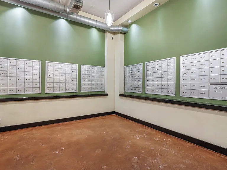 2323 W Pershing Rd #228 — Photo 18